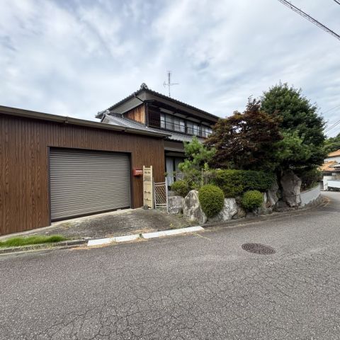 【売中古戸建】津市大里睦合町